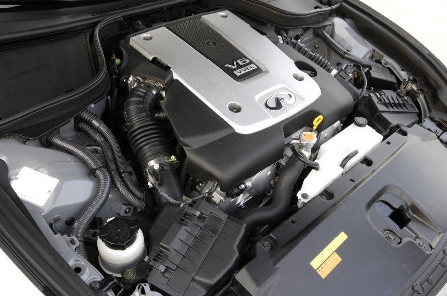  Infiniti G37 Coupe 2007 года  (фото 52 из 74)